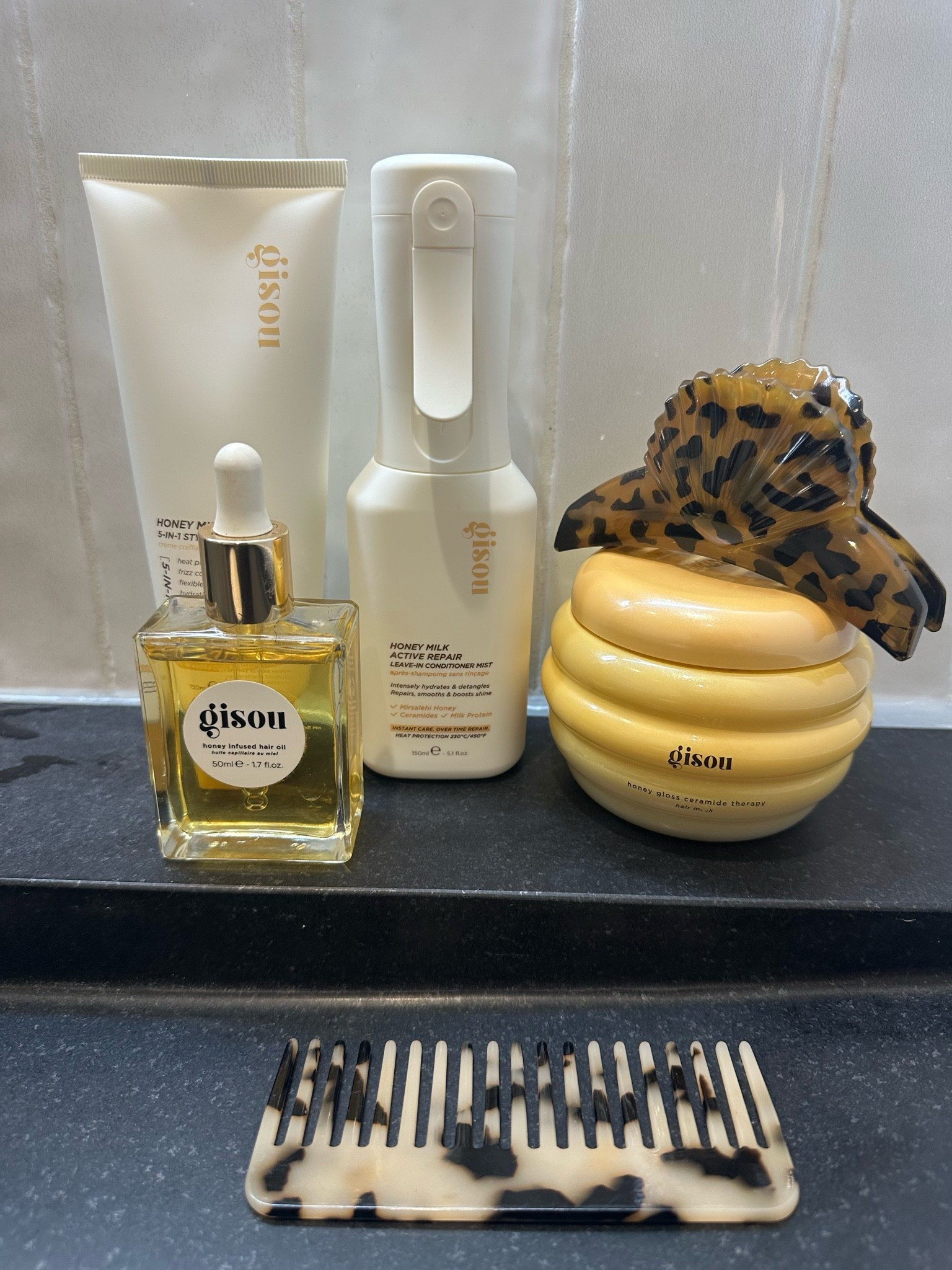 @gisou hair routine 🍯

#LTKfrance #LTKbeauty #LTKsummer