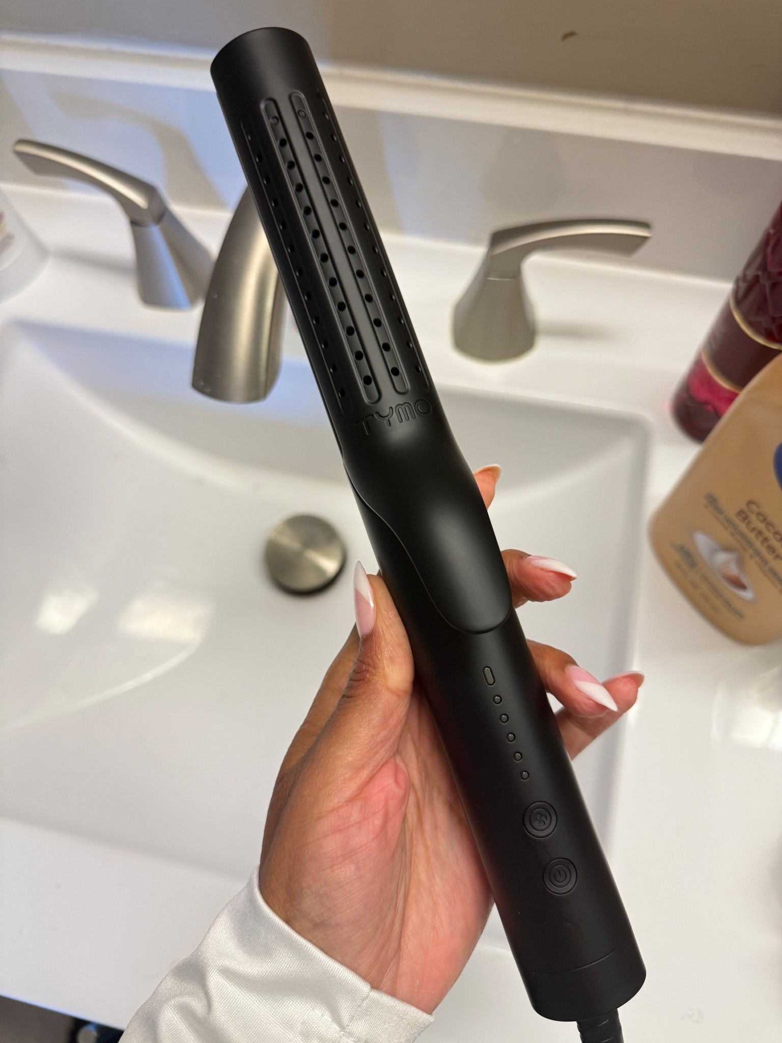 New favorite flat iron and curler Tymo Air Flow #naturalhaircarw

#LTKFindsUnder100 #LTKFamily #LTKBeauty