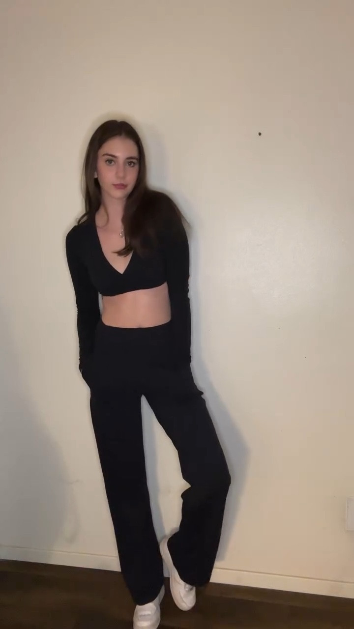 I am in love with these pants from @g4free_activewear on Amazon!! They are so soft and comfy, perfect for lounging, casual wear, or exercising!✨

Find these pants in my LTK in bio 🤍 and use code G4FREE10 for 10% off :) 

 #g4free #g4freeamzon #amzonfinds #amazonfashion #liketoknowit