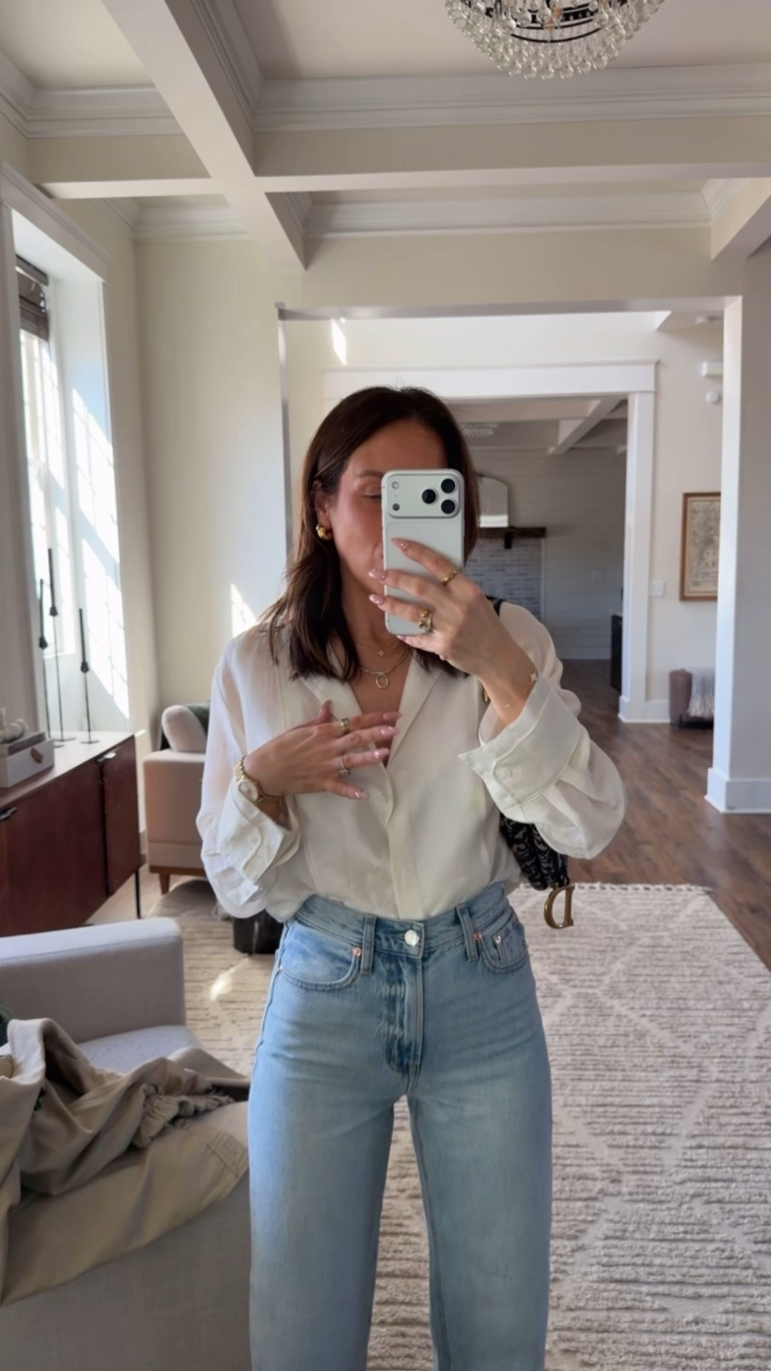 Denim & a cute top >>>> this new light wash vintage vibes for spring! In 24 regular I’m 5’3” tts! WORTH THE SPLURGE trust me @Pistola Denim 

#LTKgrwm #LTKmomlife #LTKootd