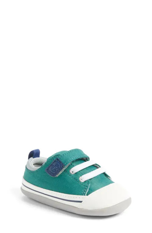 See Kai Run Mini Stevie Sneaker in Jungle Green at Nordstrom, Size 4.5 M | Nordstrom