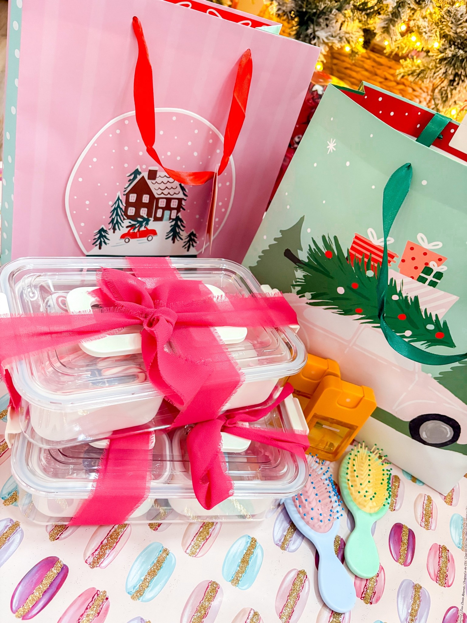 This gift is great for all year! 💗✨💕 fill the snack container up with some favs! #snack #gift #valentinesday #teengift #presents #walmart #target #amazon #amazonfinds #shop #sale #giftguide #teengifts #vacay #essentials

#LTKselfcare #LTKGiftGuide #LTKmomlife