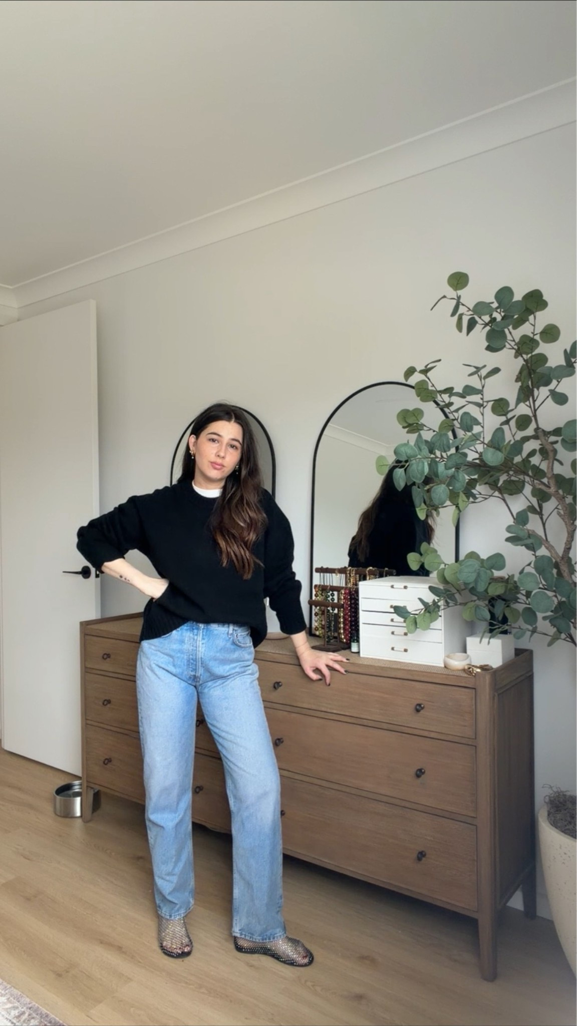 Lazy Sunday dressing 🖤

I’m wearing a size 14 in the jumper (@Assembly Label) and size 29 in the jeans

#LTKaustralia #LTKwinter