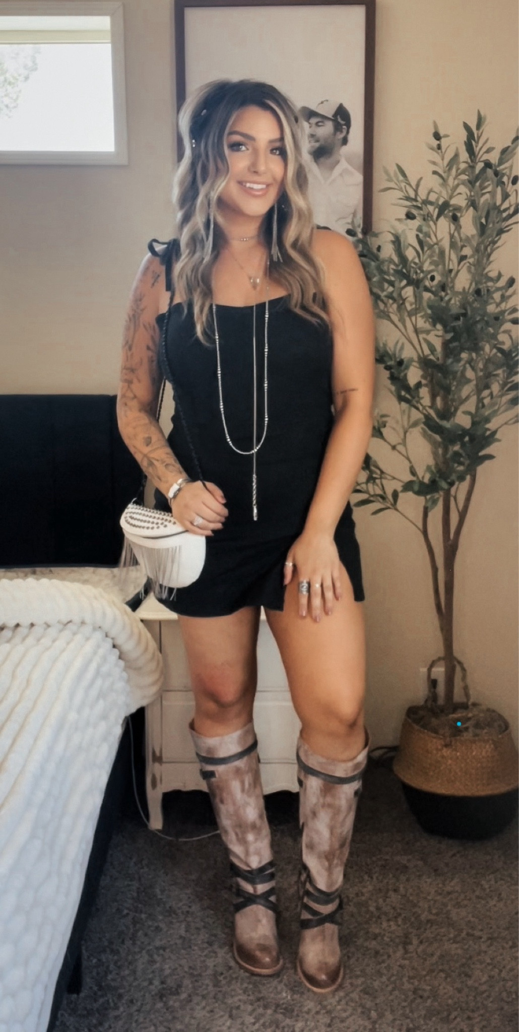 Black Denim Romper Outfit ✨ 

Romper: Pink Laura
Boots: Freebird Stores 
Earrings: Pebby Forevee
Jewelry: Twisted Silver + Desert Daisy Co
Bag: Amazon 

#LTKShoeCrush #LTKMidsize #LTKStyleTip
