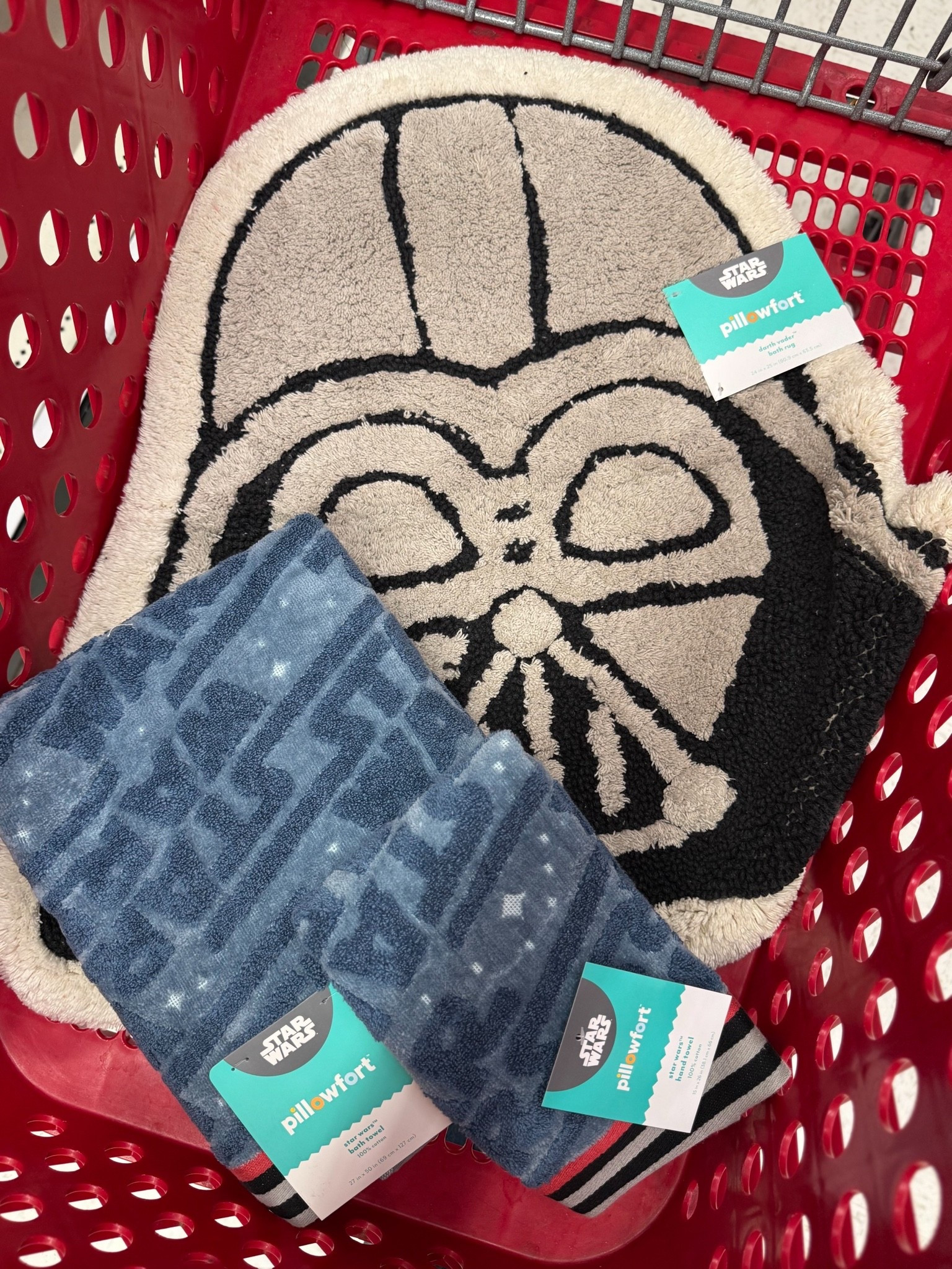Pillowfort Star Wars bathroom decor!

Target Disney, target haul, target finds