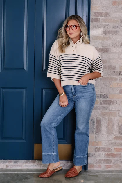 City Sidewalk Ecru Short Sleeve Sweater | The Willow Tree