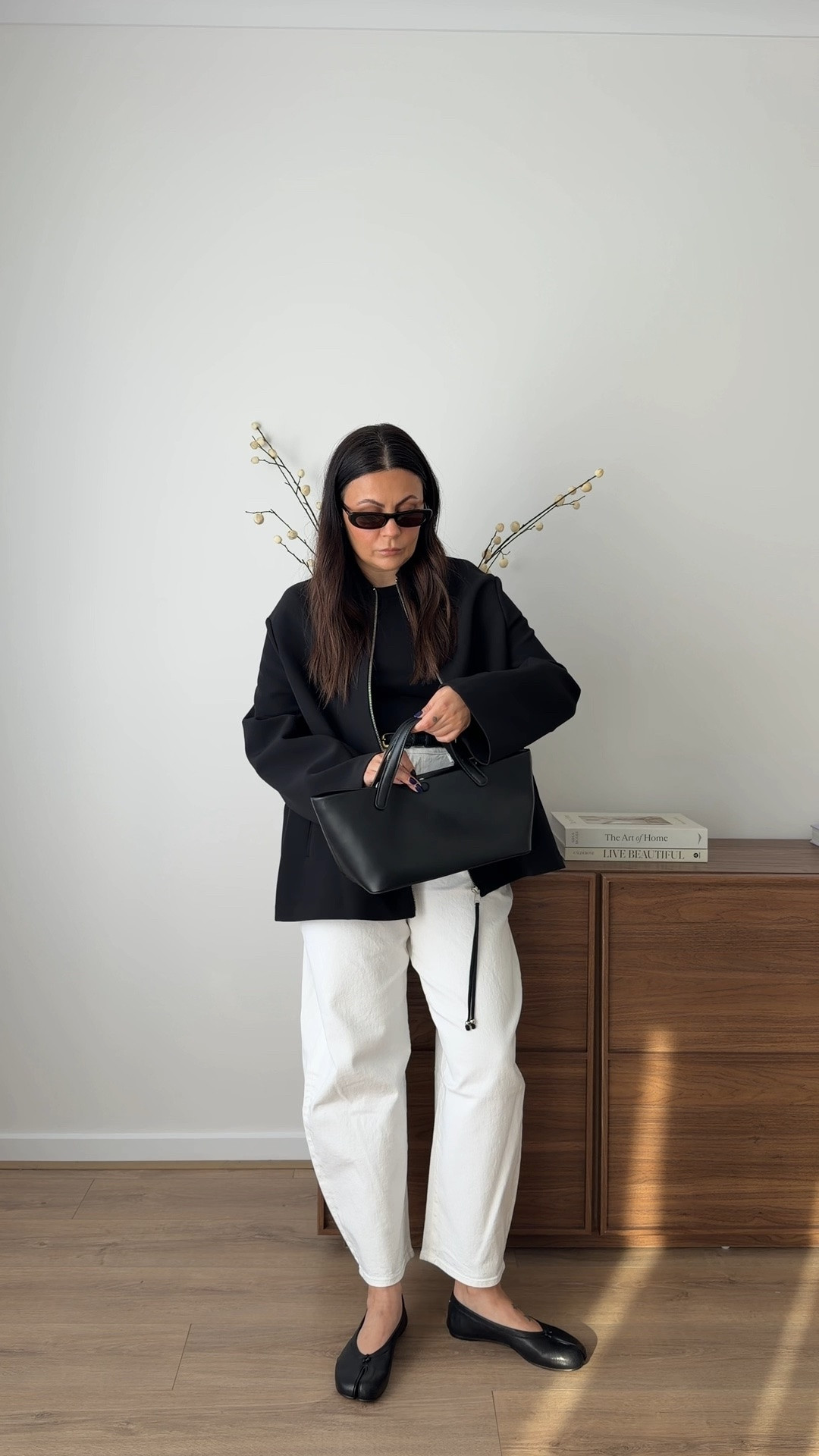 A monochrome moment

#LTKaustralia #LTKwinter #LTKstyletip