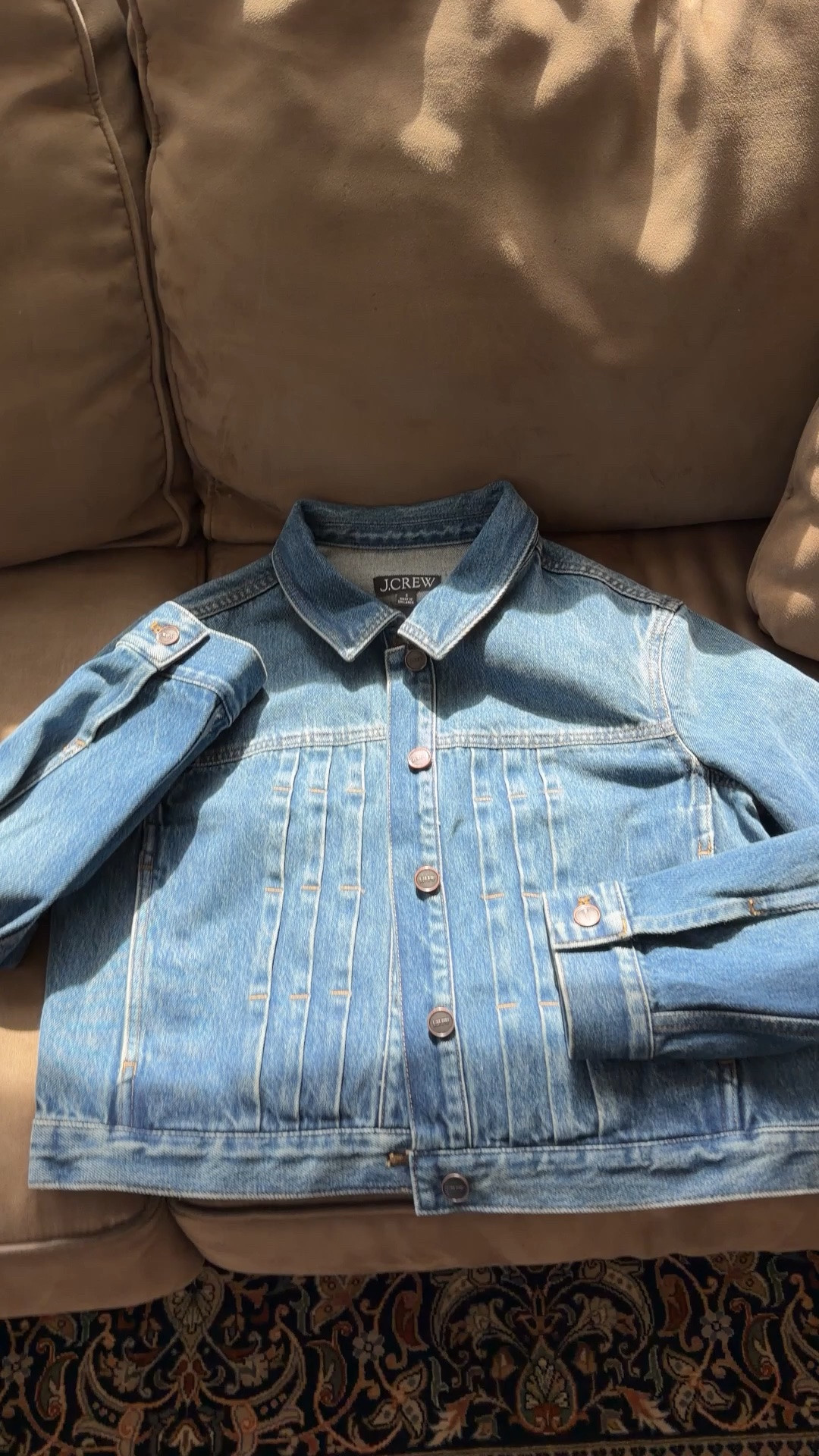 This elevated pintuck cropped denim jacket goes with everything! I bought the small - the cropped length is petite-friendly (I'm just under 5'4") 💙 Nipa 

#denimjacket #jeanjacket #denim

#LTKmomlife #LTKPetite #LTKSaleAlert