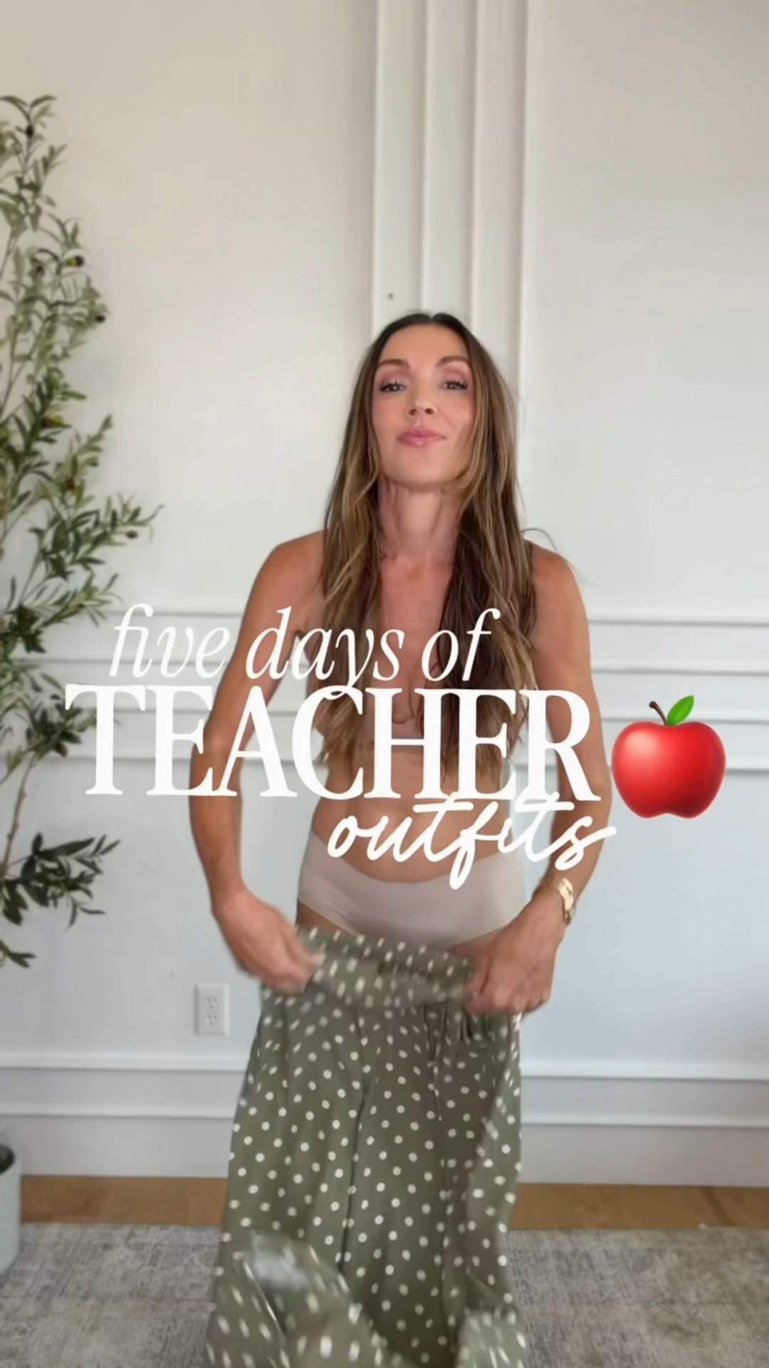 The pants 🤩 the top!! This classroom outfit is SO cute and comfortable! 

#classroom #teacher

#LTKmomlife #LTKootd #LTKgrwm
