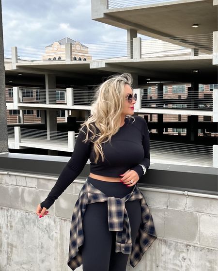 Fall athletic style
Cropped top: size 12
Leggings w/side pockets: size 10
Plaid button down: Men’s S
Fashion sneakers: TTS & comfortable 

#LTKfitness #LTKover40 #LTKSeasonal