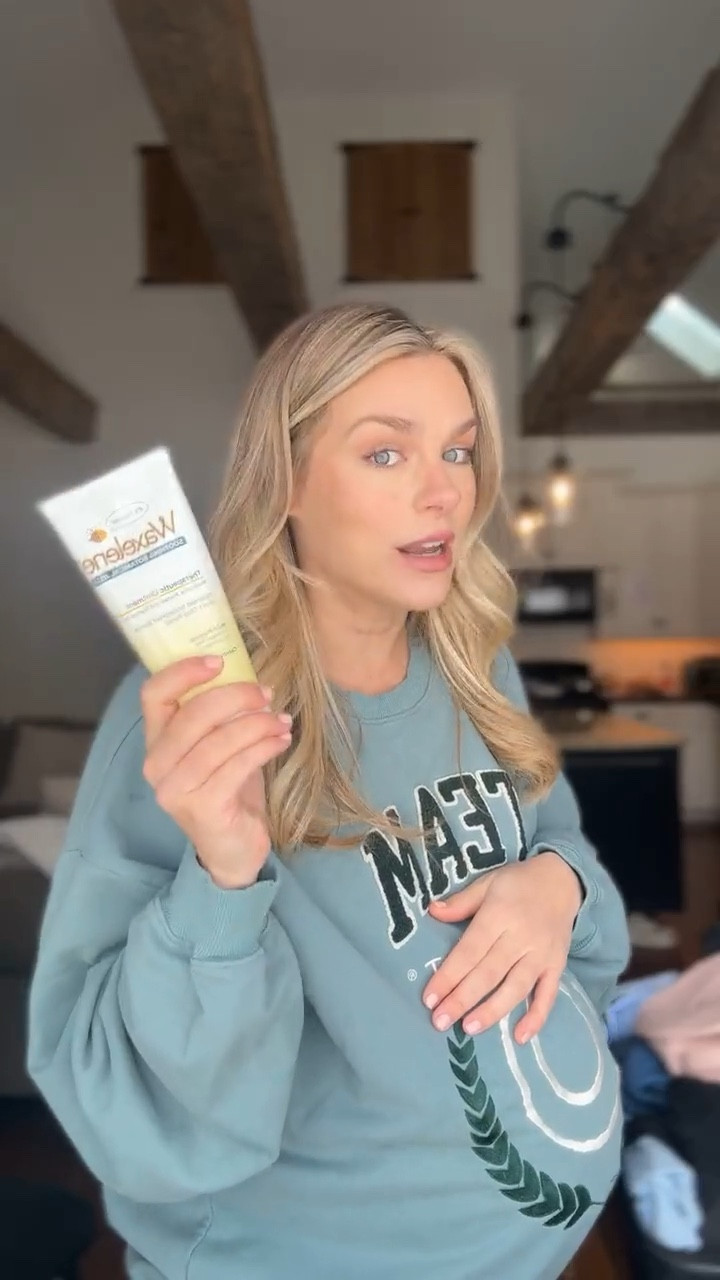 Hospital Bag Tour! 👶🏼

What were your must haves?!