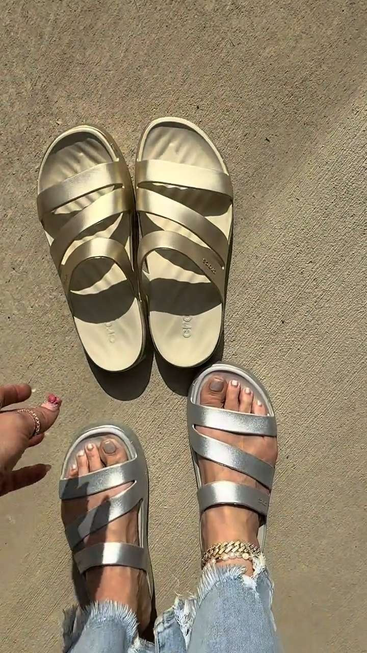 These are the sandals I put on last minute when the outfit isn’t doing enough

#LTKFinds #LTKShoeCrush #LTKStyle
#CrocsStyle #LastMinuteFit #EverydayLooks #earnscommissions 

 #LTKootd #LTKActive #LTKTravel