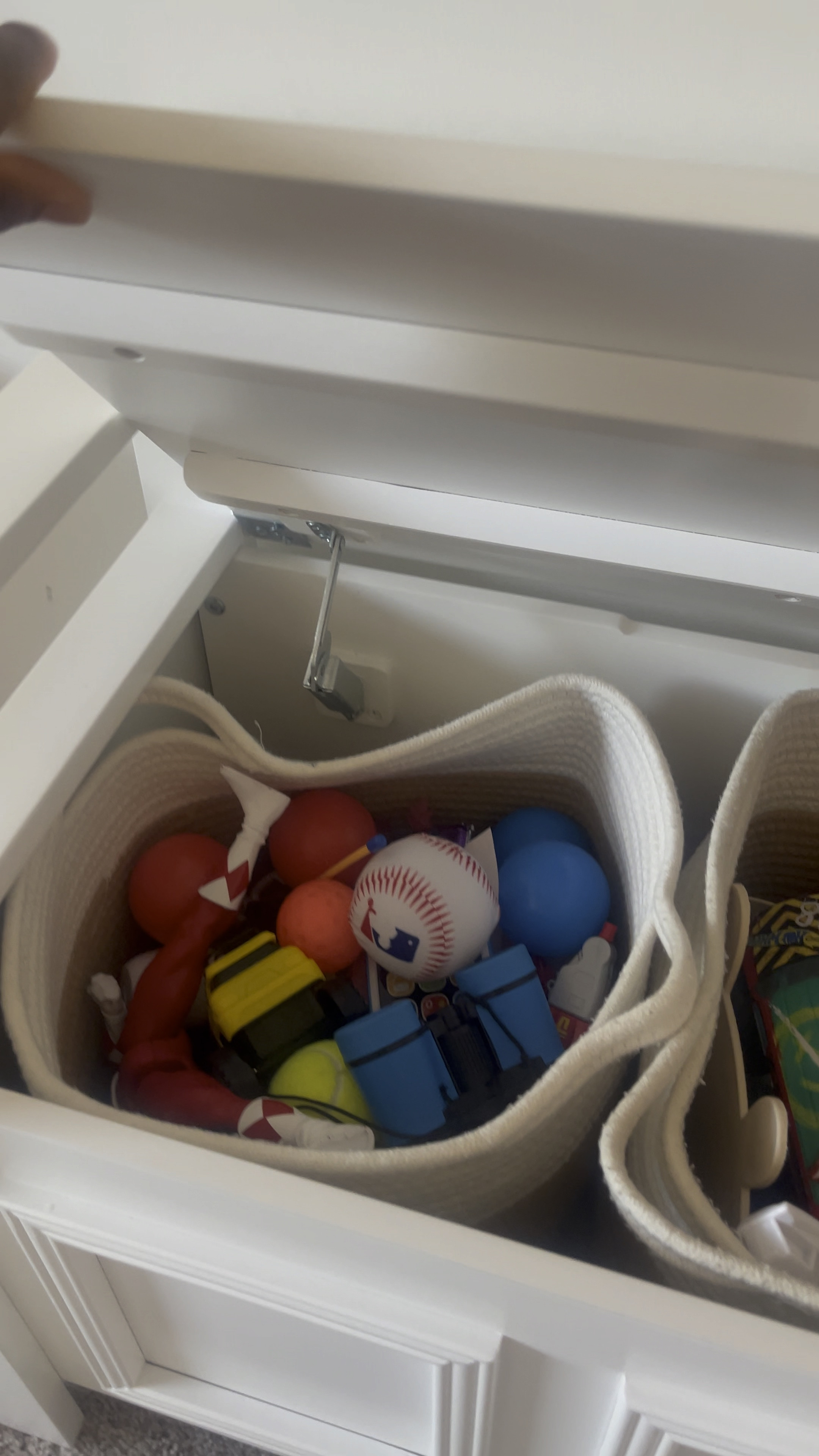 Kids toy organization and seating! Top good to be true !!

#LTKKids #LTKVideo #LTKHome