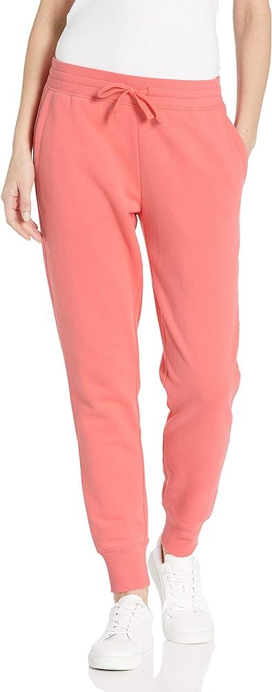 Amazon Essentials Women's French Terry Fleece Jogger Sweatpant (Available in Plus Size) | Amazon (US)