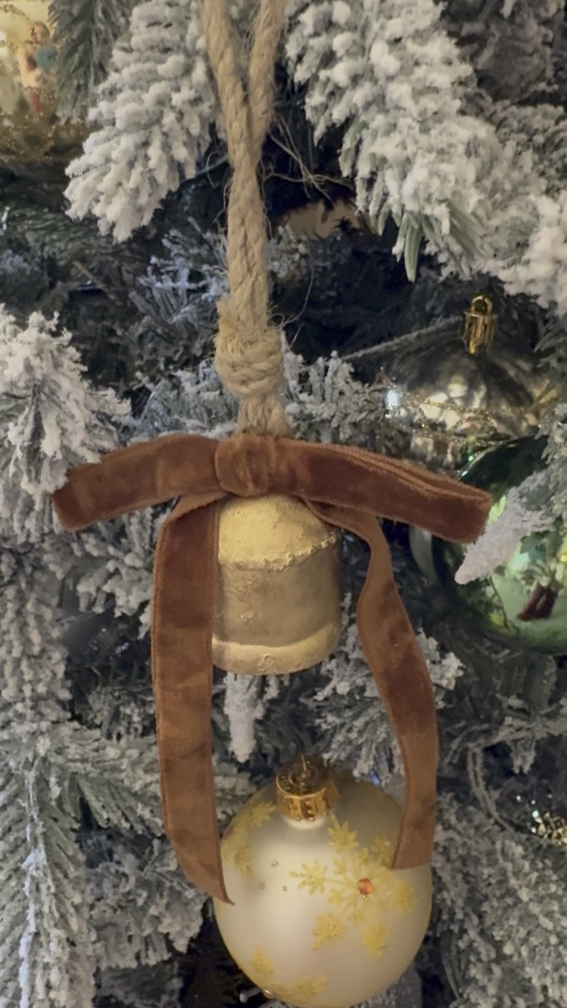 Rustic Golden Christmas Bell Ornaments and Velvet Bows – you get 10 of each in the set. They add elegance to any modern or farmhouse Christmas tree decor. 



#christmasdecor 

#LTKCyberWeek 

#LTKHome #LTKSeasonal #LTKHoliday #LTKFindsUnder50 #LTKSaleAlert