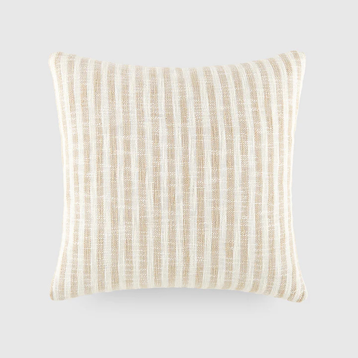 Buy Perfect Pillows at LINENS & HUTCH | Linens and Hutch