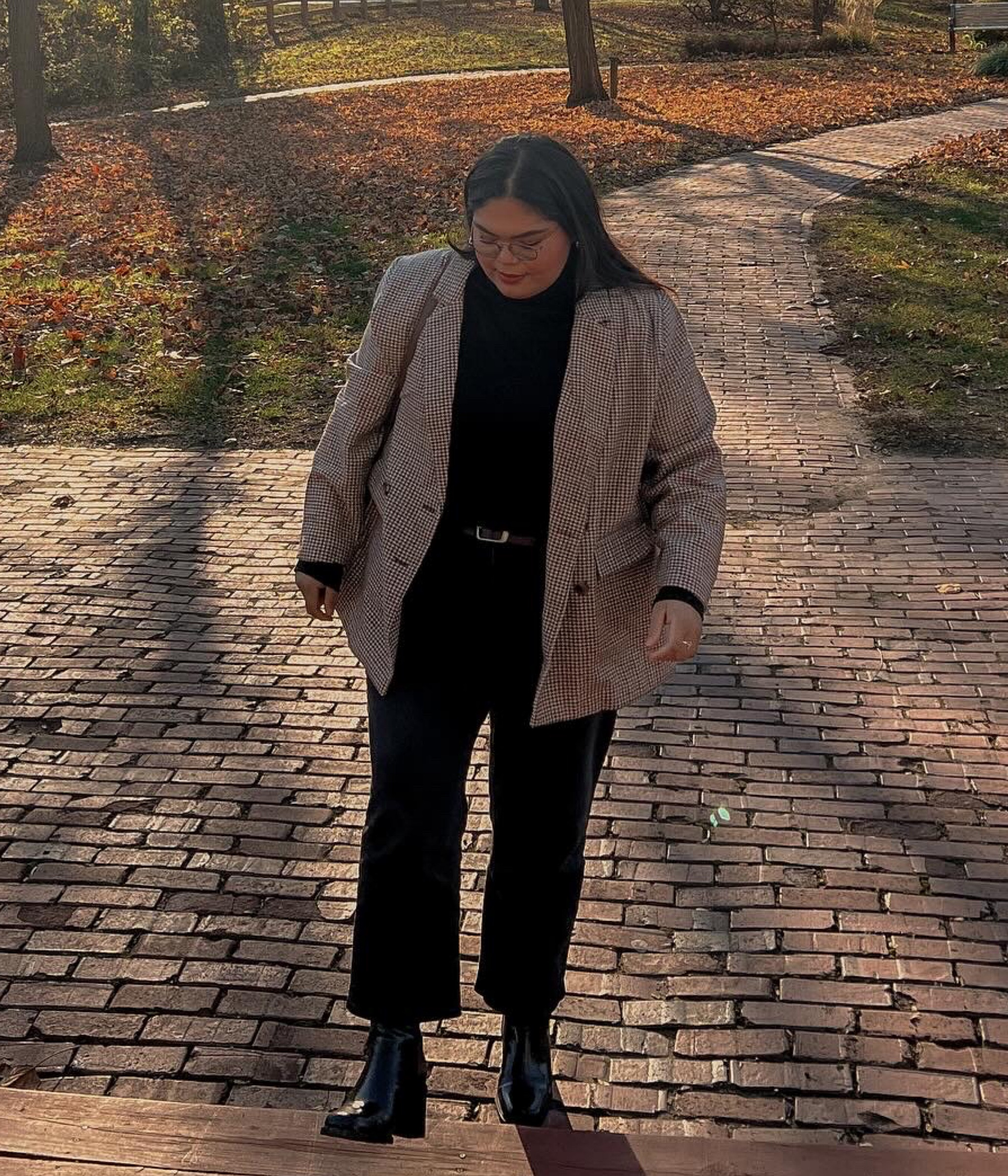 Plus size fall blazer. Plus size outfit for fall. Holiday outfit. Boots. Square toe booties. Holiday outfit guide. 

#LTKplussize #LTKsalealert #LTKHoliday