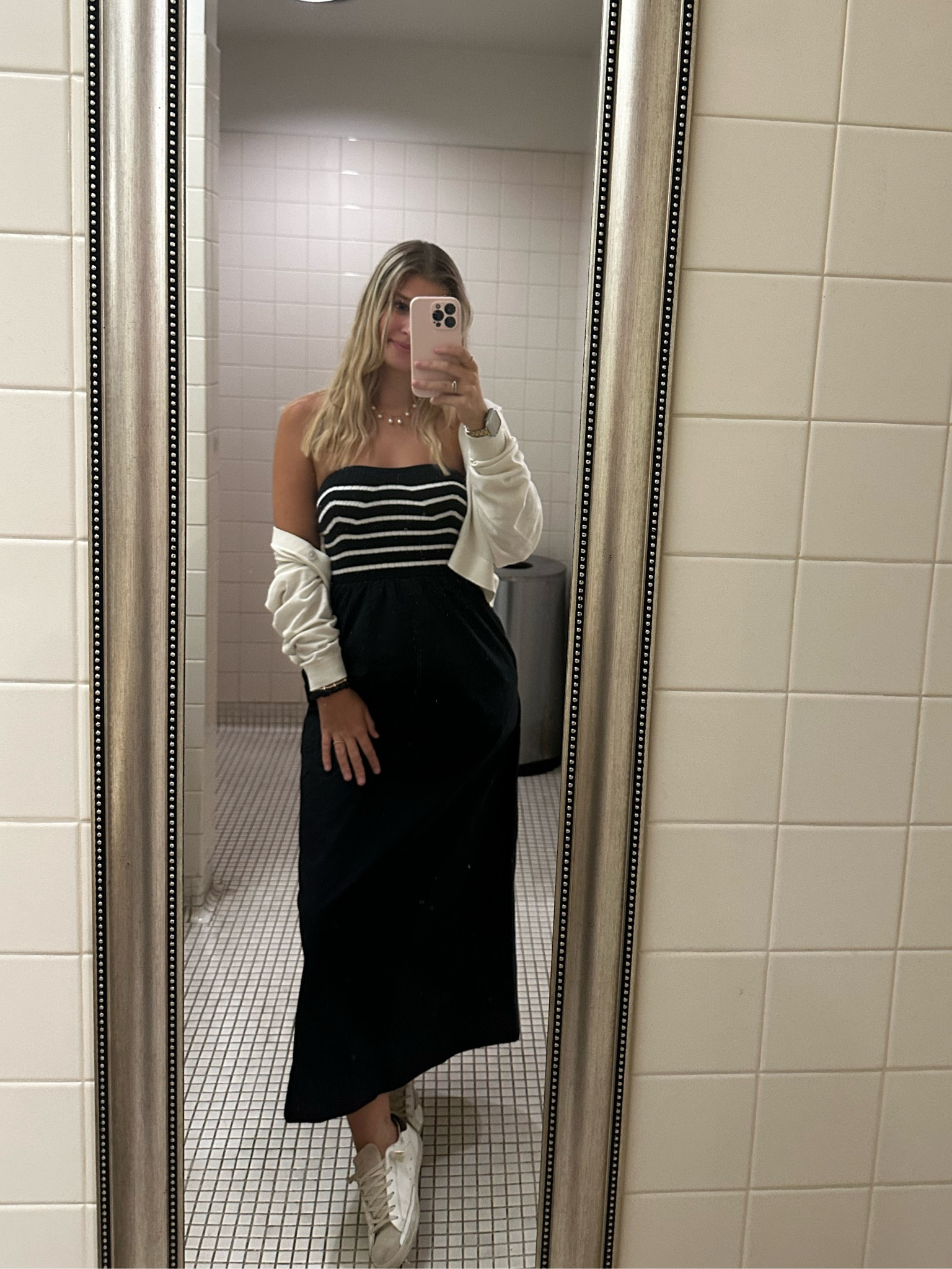 This dress is under $50, and it’s perfect for summer! It can be dressed up with heels/sandals or dressed down with sneakers!


#LTKxNSale #LTKFindsUnder50 #LTKSummerSales