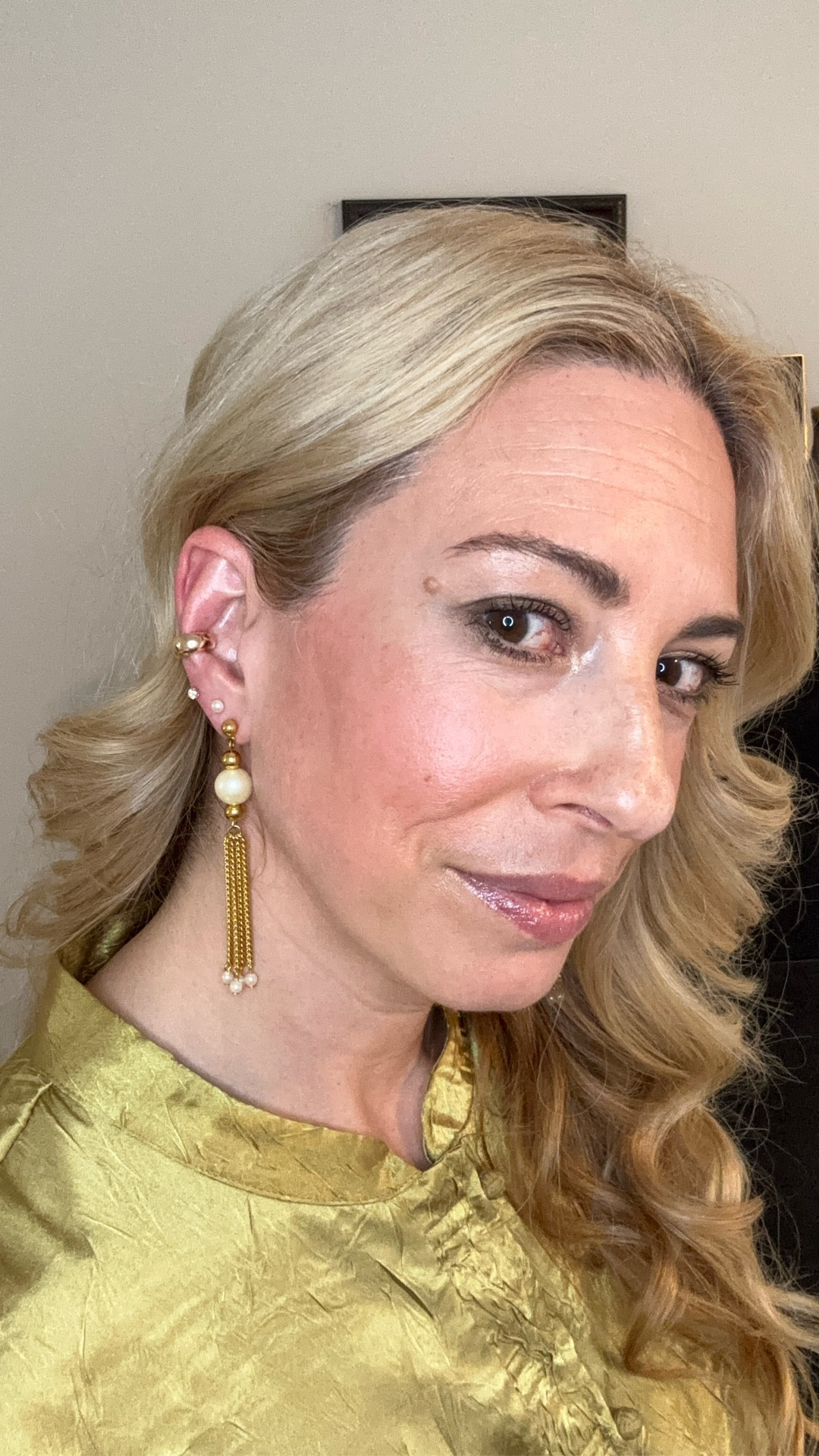 I’ve rounded up the latest Spring/Summer Earring Trends all secondhand and Vintage from @ebay! Comment SHOP for links delivered straight to your DMs! 

#LTKOver40 #LTKootd
