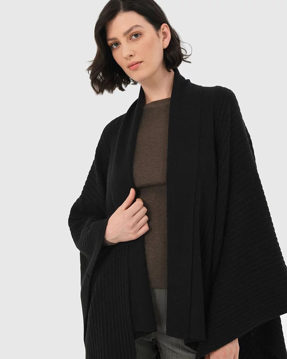 Braelyn Knit Shawl Cape | THE ICONIC (AU & NZ)