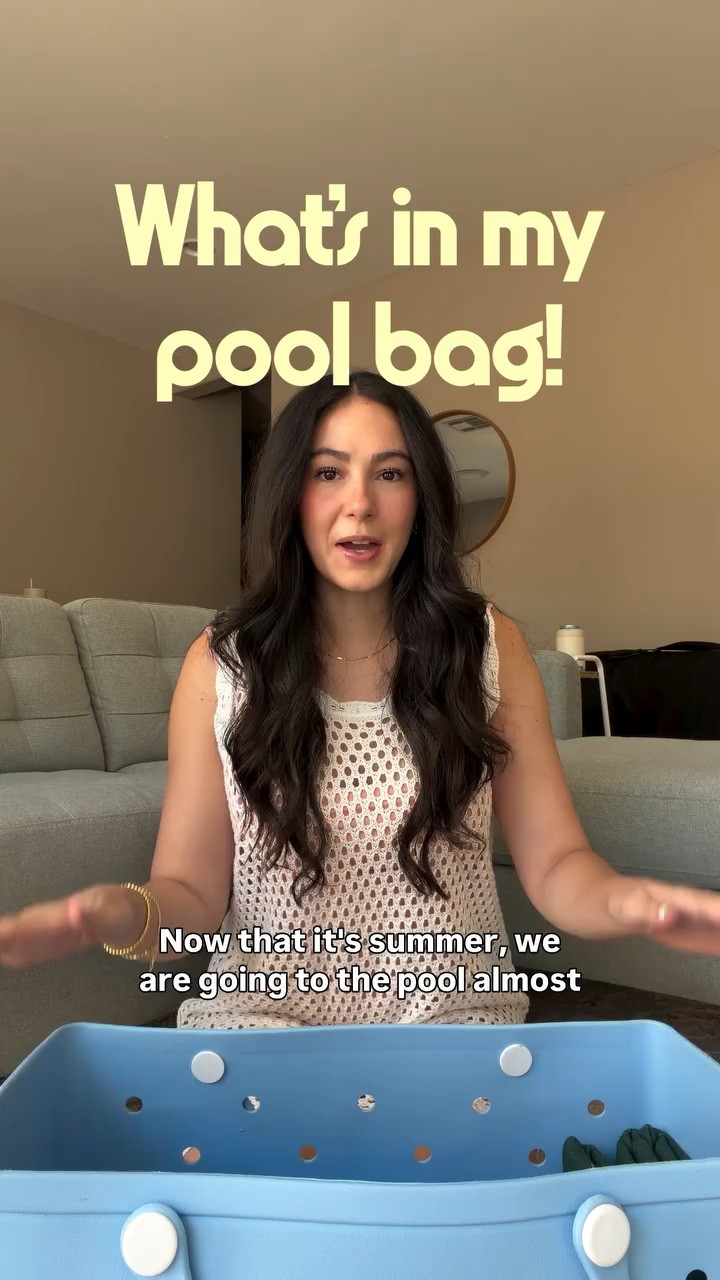 I’ve finally perfected my pool bag! My newest addition is a towel from @swedieshop . It dries quickly and folds up much smaller than a standard beach towel, which has freed up a lot of space in my bag while still being an oversized towel!

I also highly recommend their waterproof pouch for keeping items dry or storing wet clothes! 🙌🏼

If you’re interested in shopping at @swedieshop , you can use my code CHLOEJOHNSON for a discount on your order! 

#sahmomlife #poolbag #babyessentials #newmom #microinfluencers