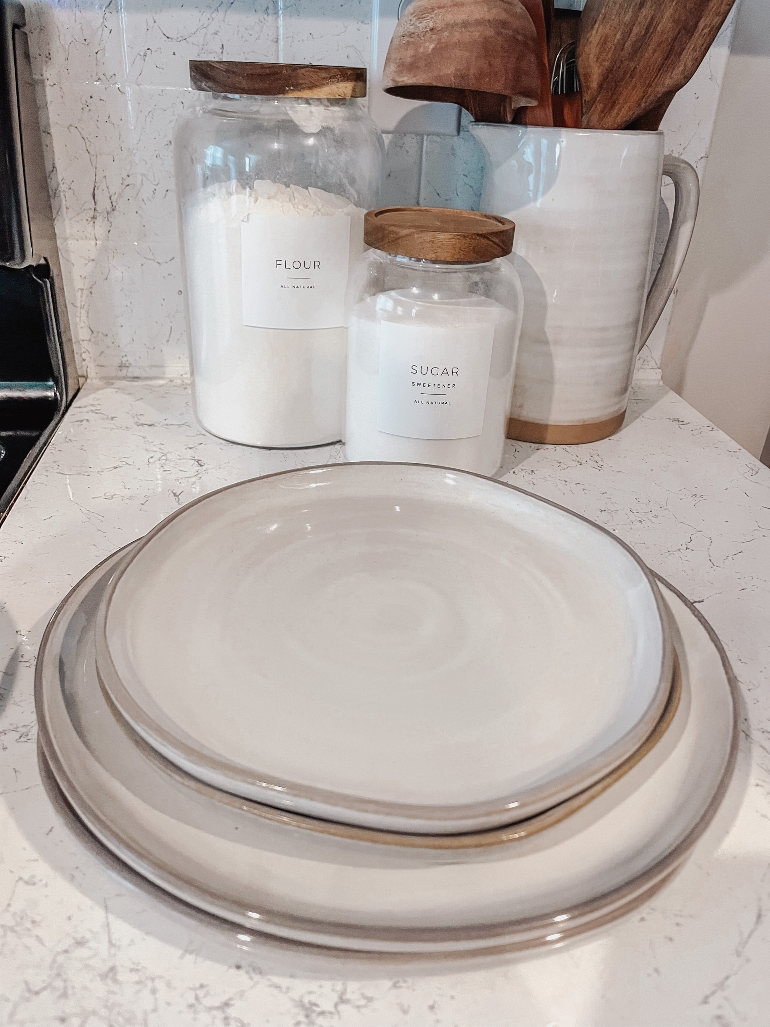 Perfectly imperfect dinner plates & appetizer plates from the magnolia Hearth & Hand line at 🎯! 



#LTKhome #LTKunder50 #LTKSeasonal