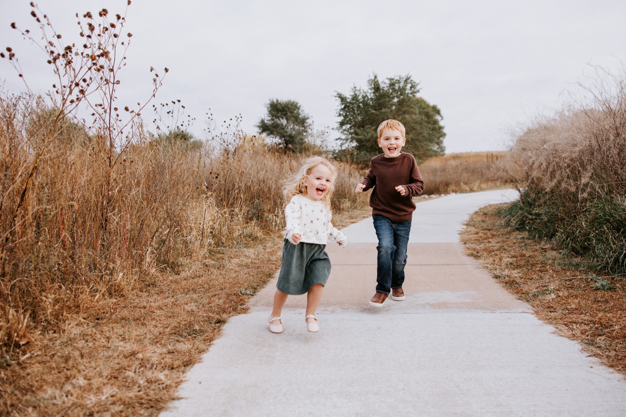 Kids family photo ideas 

#LTKKids #LTKFamily #LTKHoliday