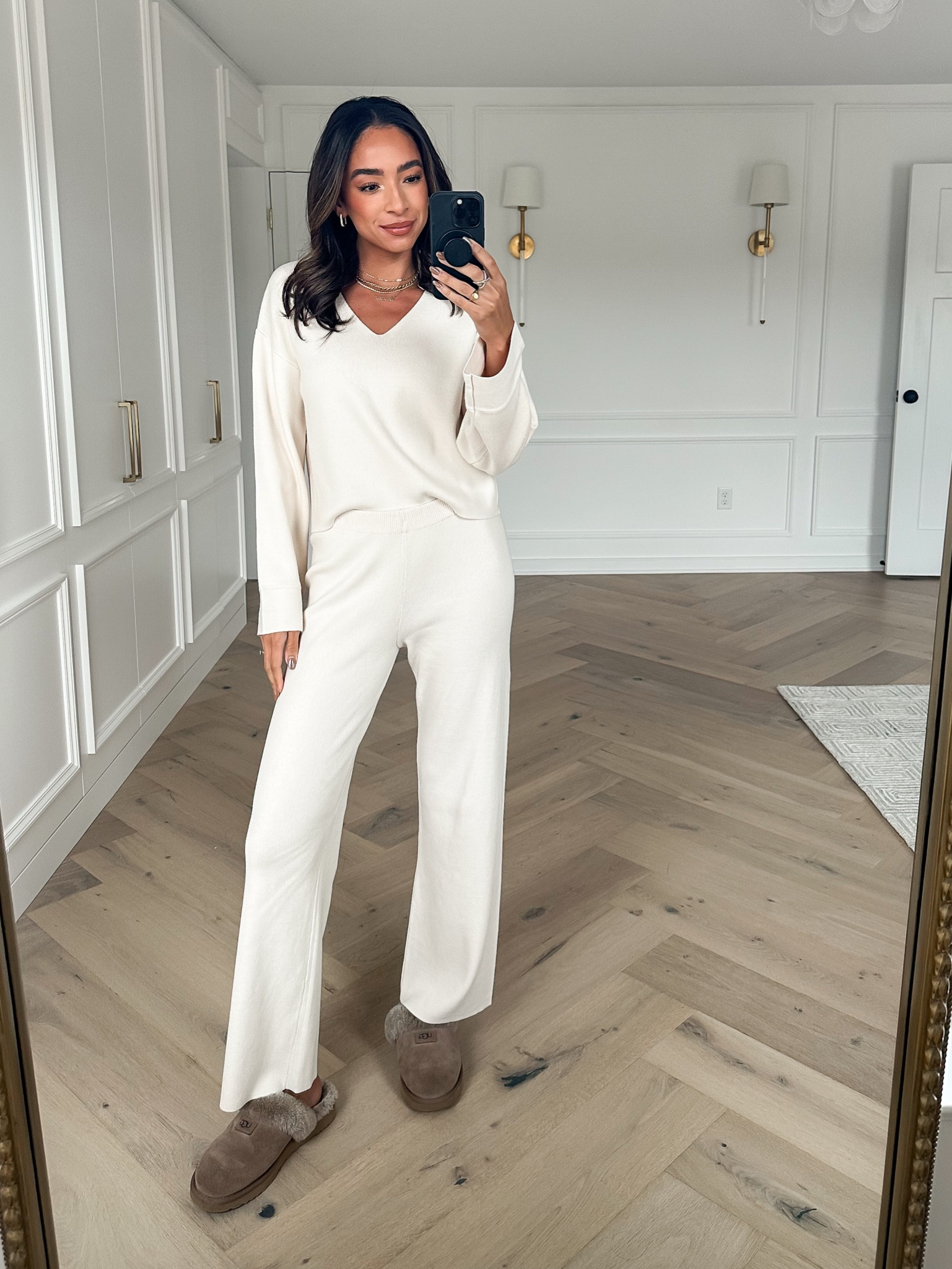 Cozy lounge set 30% OFF! Size XS top, size Small pants 

#LTKHoliday #LTKstyletip #LTKCyberWeek