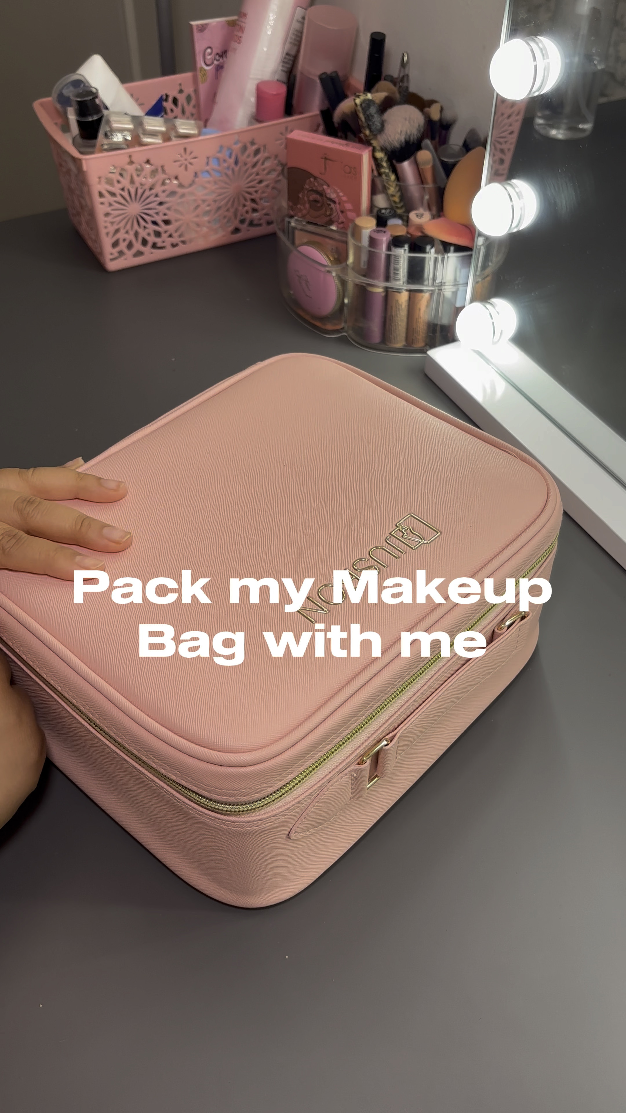 Pack my makeup bag with all of my makeup essentials!!! 

#LTKbeauty #LTKplussize #LTKVideo