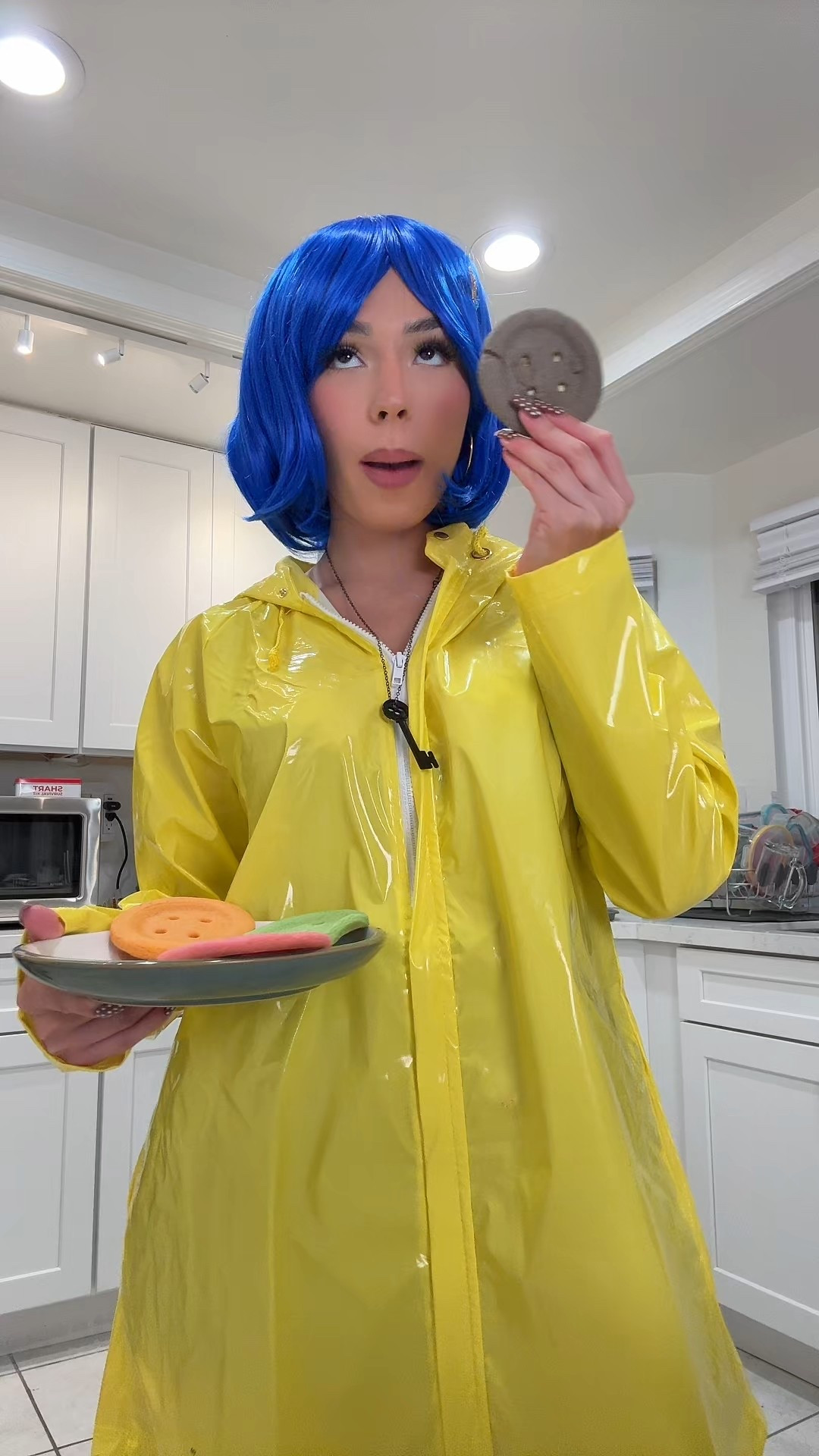 Coraline Costume

#LTKHalloween #LTKStyleTip #LTKSeasonal