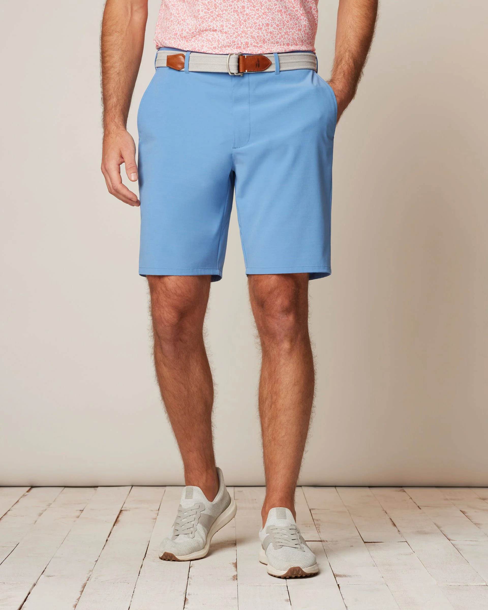Mulligan Performance Woven Shorts | johnnie O