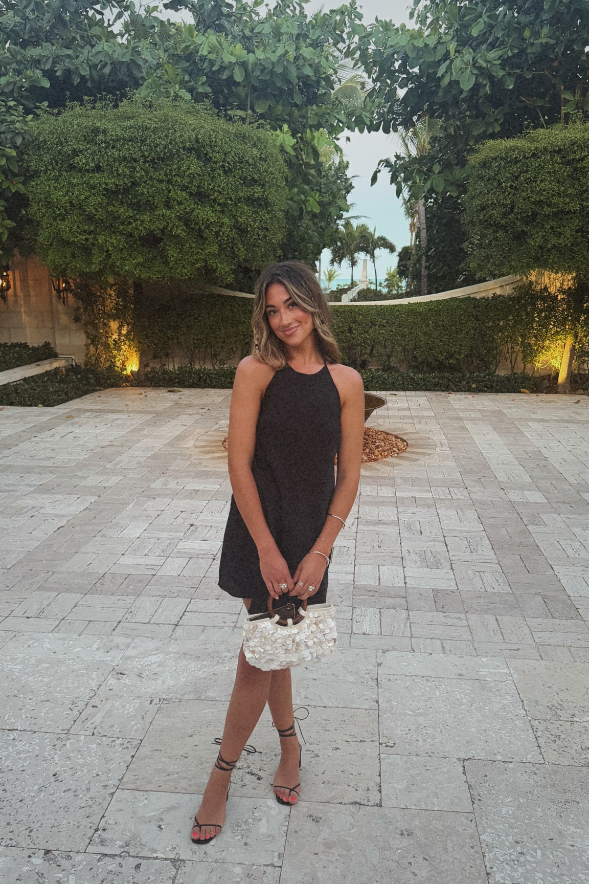 anniversary outfit 🤍🐚