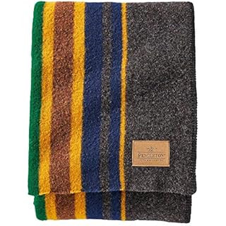 Amazon.com: Pendleton Unisex Yakima Camp Throw Blanket, Lake, One Size : Home & Kitchen | Amazon (US)