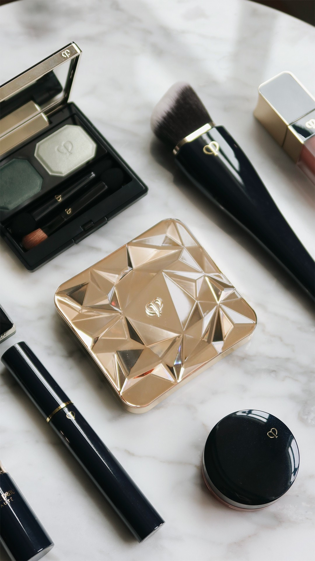 A Few Beauty Favourites Lately

Some of the beauty products that have earned a permanent spot in my routine. Luxury packaging, beautiful formulas, and the little details that make getting ready feel special.

beauty favourites, luxury beauty, makeup essentials, cle de peau beaute, beauty routine, makeup collection, luxury makeup, skincare and makeup, beauty flatlay, vanity essentials, makeup lover, beauty products, everyday makeup, premium beauty, beauty finds, makeup inspiration, luxury lifestyle, beauty details, getting ready, self care routine

#LTKbeauty #LTKsummer #LTKdatenight