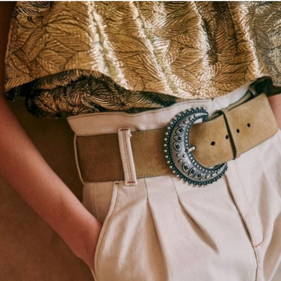 Nwt! Sezane louve belt taupe T.90 | Poshmark