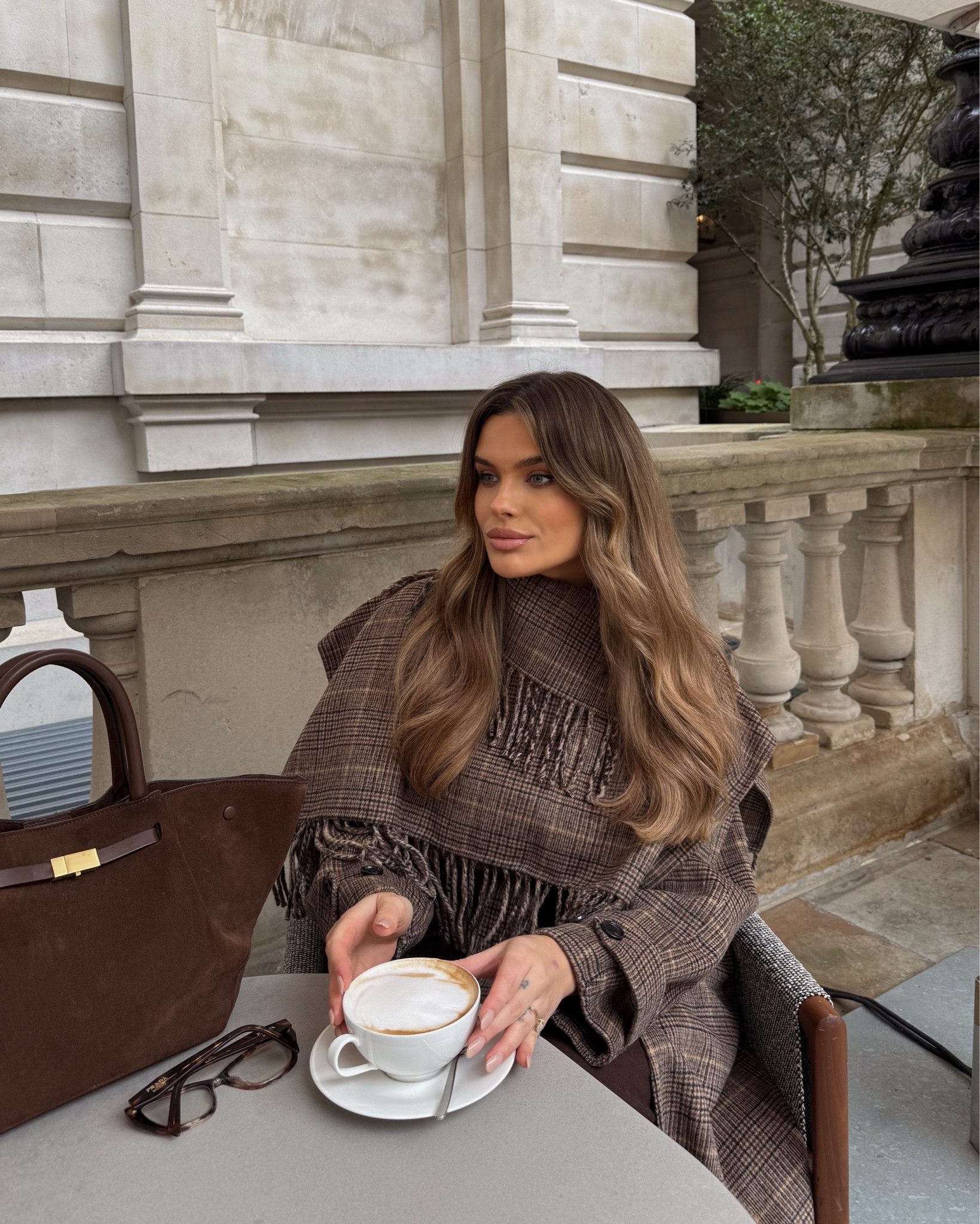 Autumn winter coat & suede bag 

#LTKCyberWeek #LTKeurope #LTKuk