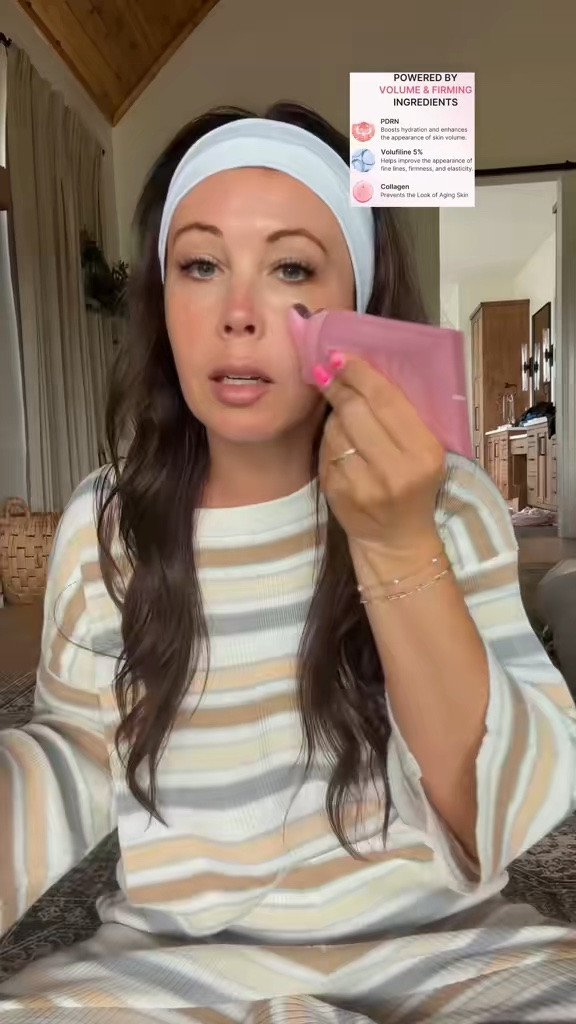 40-year-old mom of 6 checking in. 🙋🏻‍♀️
No complicated routine.
No hour-long skincare ritual.
Just a few products I actually enjoy using consistently.
The little habits really do add up. 🤍
If you’re curious about everything I used today, comment SKIN and I’ll send you all the details.
#ad #AnuaPartner #GlassSkin #PDRN #KBeauty #SkincareRoutine

#LTKBeauty #LTKselfcare #LTKmomlife