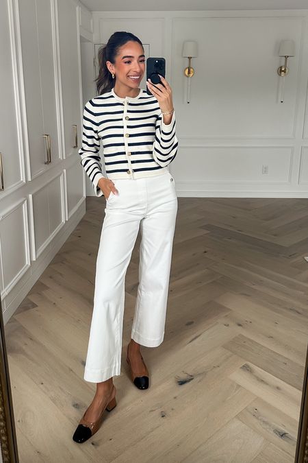 Code NENAXSPANX to save on Spanx cropped wide leg pants - not see through, super flattering: TTS I’m wearing my usual S Tall

code AFNENA to save on Abercrombie striped cardigan size XS



Work outfit
Spring outfit
White pants
Spanx code
Abercrombie code
White jeans