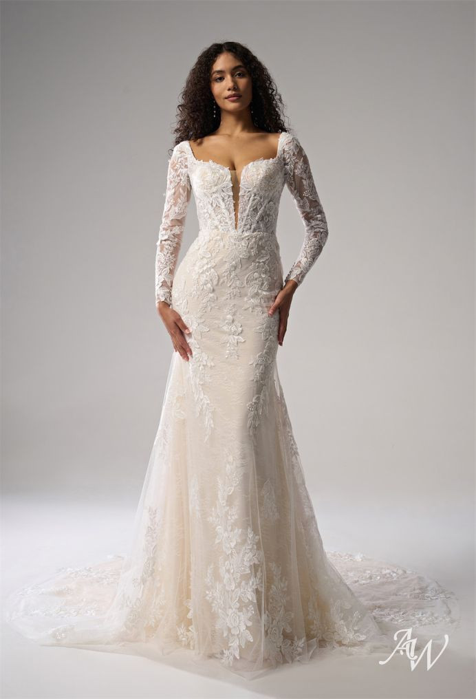 Color: | AW Bridal