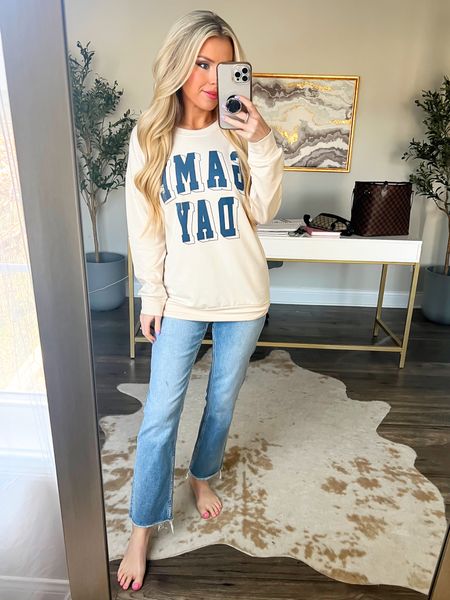 Game day sweatshirt. Super Bowl outfit. Jeans. Game day outfit  

#LTKunder100 #LTKSeasonal #LTKstyletip