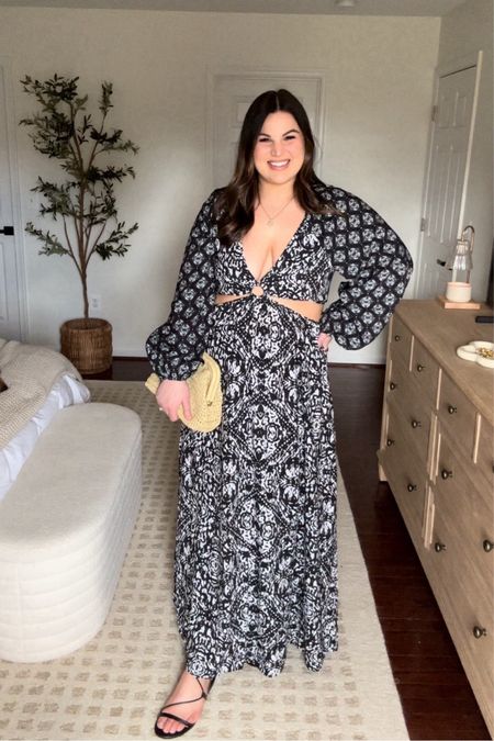 Midsize vacation outfit from Abercrombie! This maxi floral cut out dress is GORGEOUS & is giving me all the vacation vibes! 

Shorts - size xl
Dress - size large tall
Sandals - size 10

Vacation outfit, vacation dress, Abercrombie, Abercrombie spring, spring dress 

#LTKfindsunder100 #LTKmidsize #LTKSeasonal