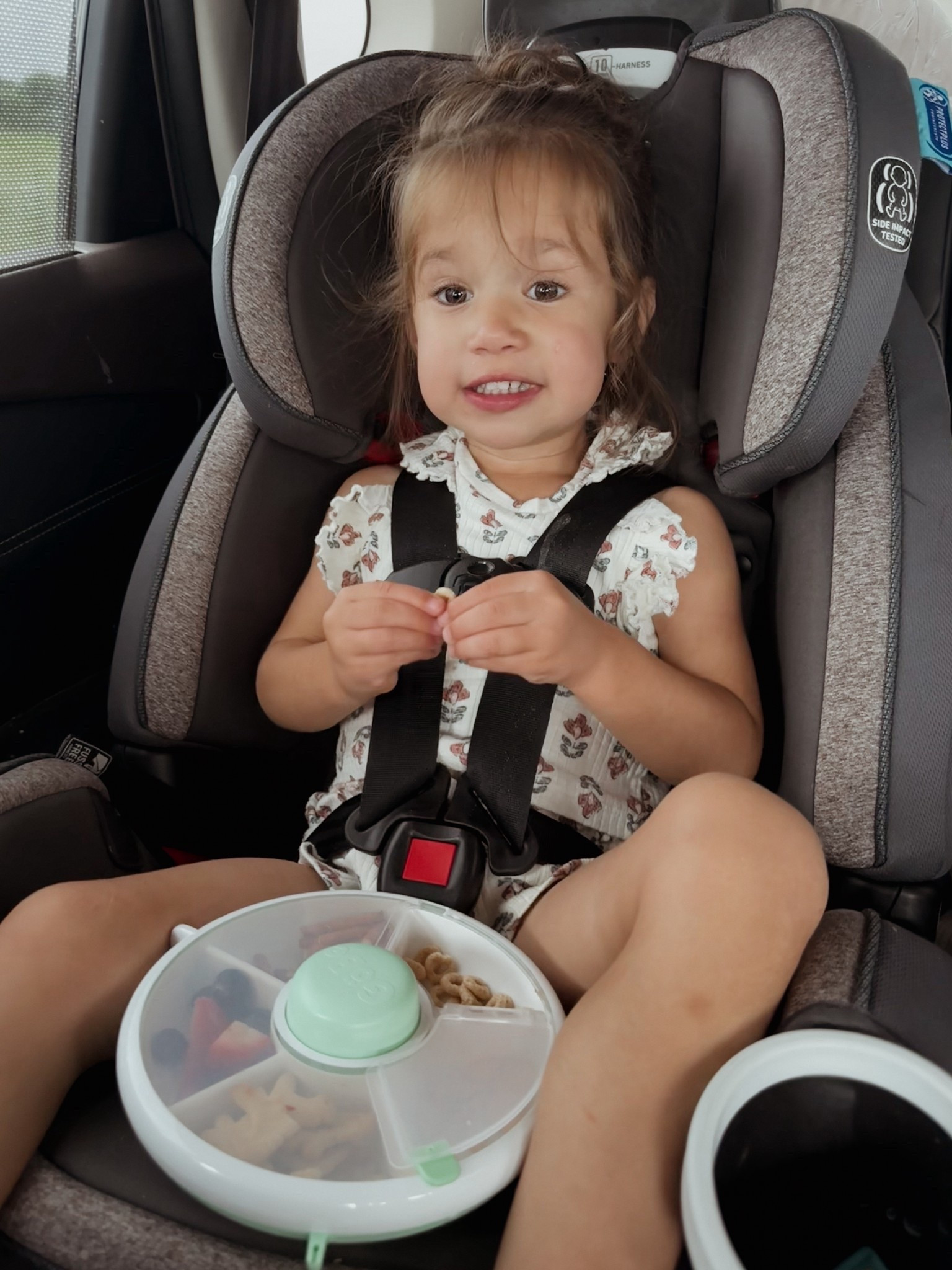 Snack spinner.. a game changer for road trips! #toddlersnacks #travelhack

#LTKTravel #LTKKids #LTKFamily