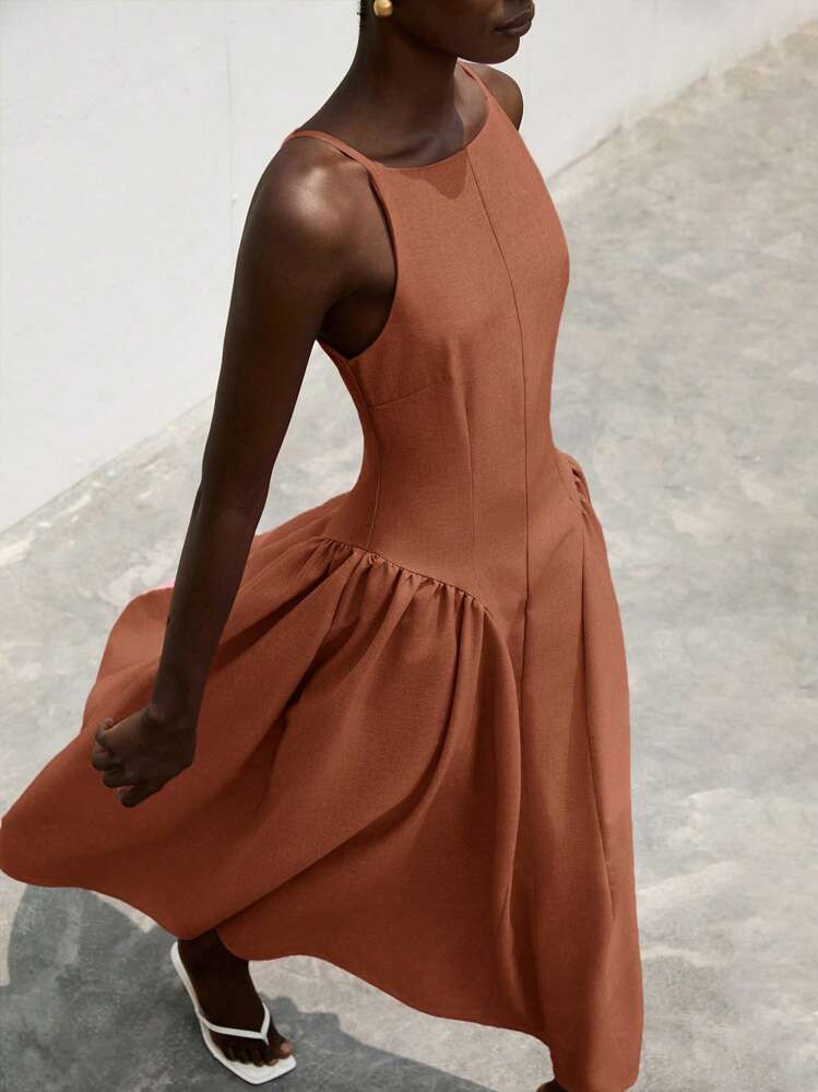 Aveloria Modichic Elegante off-shoulder mouwloze ruchejurk met getailleerde taille, overdreven wi... | SHEIN