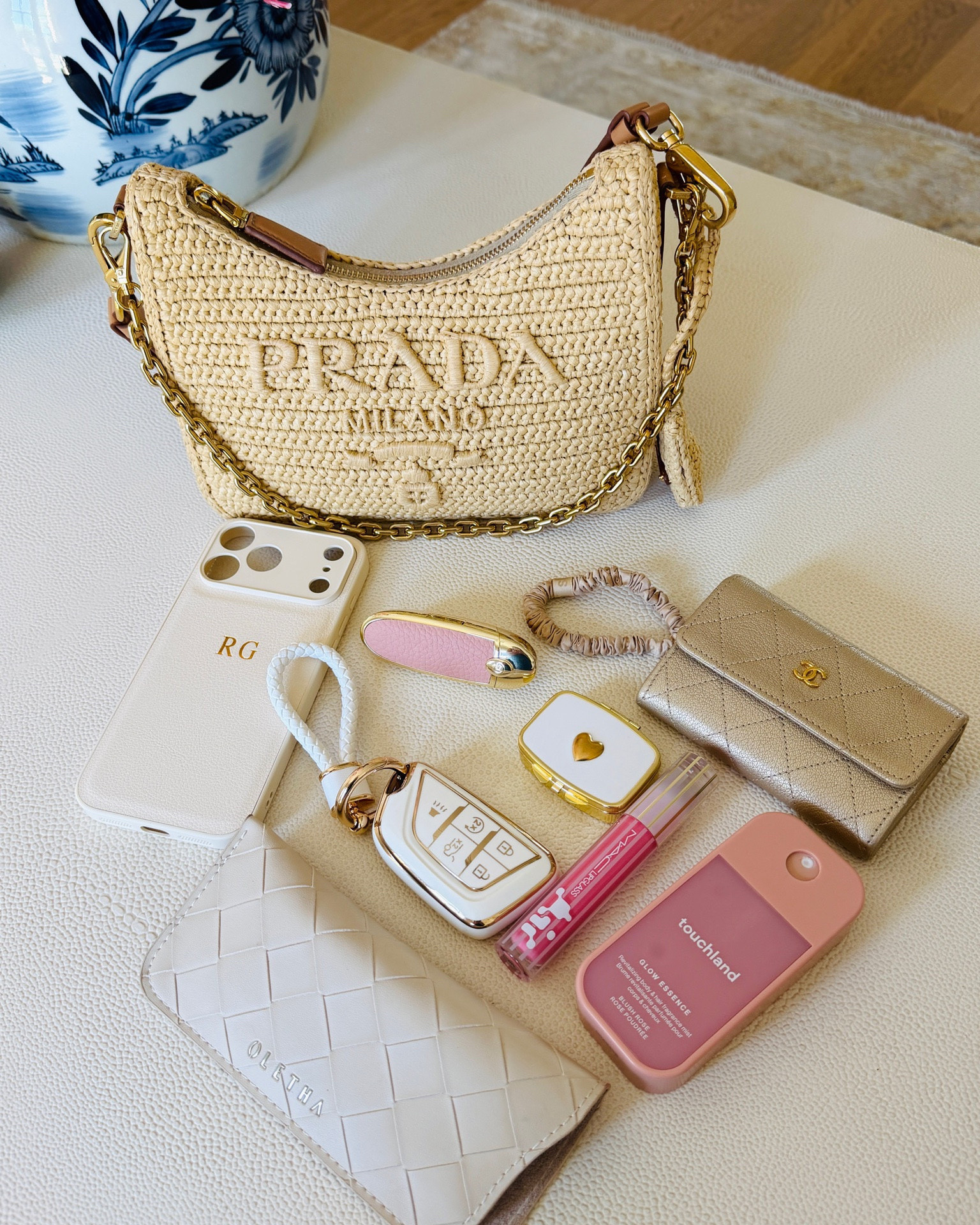 My favorite purse and everything that’s inside that I know you will love as well

#LTKBeauty #LTKOver40 #LTKTravel