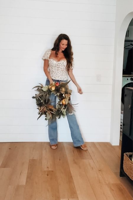 A feminine floral puff sleeve sweetheart neckline top and 70s light wash distressed flares are a match made in heaven 

🏷️ reformation top , floral top , short sleeve top , flare jeans , 70s style



#LTKover40 #LTKstyletip #LTKFind