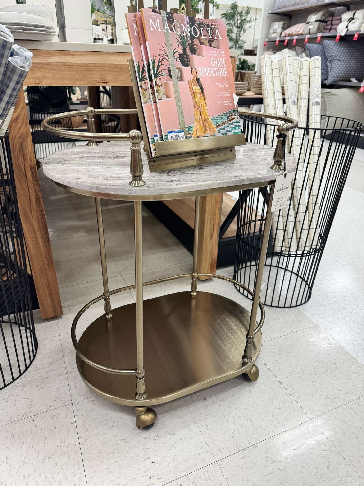 @Target 
Bar cart
Table
Home decor 
Target decor

#LTKHome #LTKSeasonal #LTKfoodie