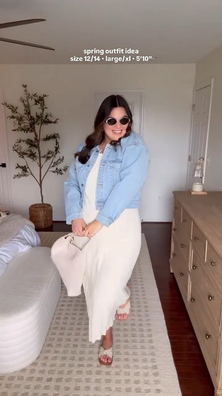 Midsize spring outfit!

Shorts - XL
Bra - 38D
Dress - XL 
Sandals - 9 
Denim Jacket - M *from last season but linked this years version 


Spring fashion, spring style, spring outfit, spring dress, vacation style, vacation outfit, vacation dress, denim dress

#LTKMidsize #LTKSeasonal #LTKootd