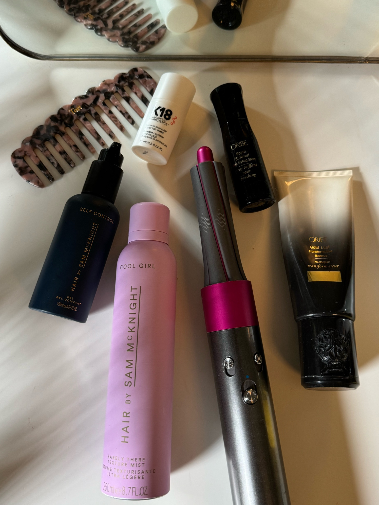 My Hair Routine 💁🏼‍♀️💆🏼‍♀️

Redken Shampoo & Conditioner followed by K18 have completely transformed my hair health it’s so much shinier and stronger now!

I swear by the Sam McKnight “Cool Girl” Texture Spray it smells gorgeous and gives the best hold for styled curls. The Oribe Texture Spray is another fave it smells divine and adds even more hold, so I often use both.

For holidays, the Sam McKnight Sea Salt Spray is an absolute must have 🌴

And when it comes to dry shampoo, I love Sam McKnight’s “Lazy Girl” Hair Freshen Wipes and his Dry Shampoo total lifesavers between washes!

GG x


#LTKbeauty #LTKautumn #LTKuk