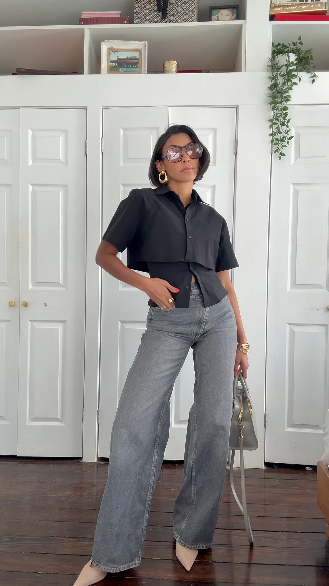 Chic city dinner outfit wearing size medium top and size 4 jeans I’m 125 lbs 5’6
Spring fashion 

#LTKOver40 #LTKFindsUnder50 #LTKStyleTip