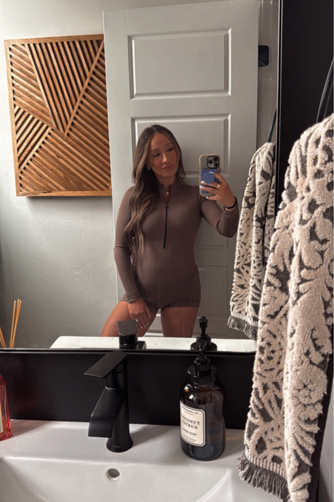 Pregnancy friendly outfit 🤎

#LTKActive #LTKfindsunder50 #LTKfitness